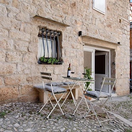 Apartment Kirinkin Vis Luaran gambar