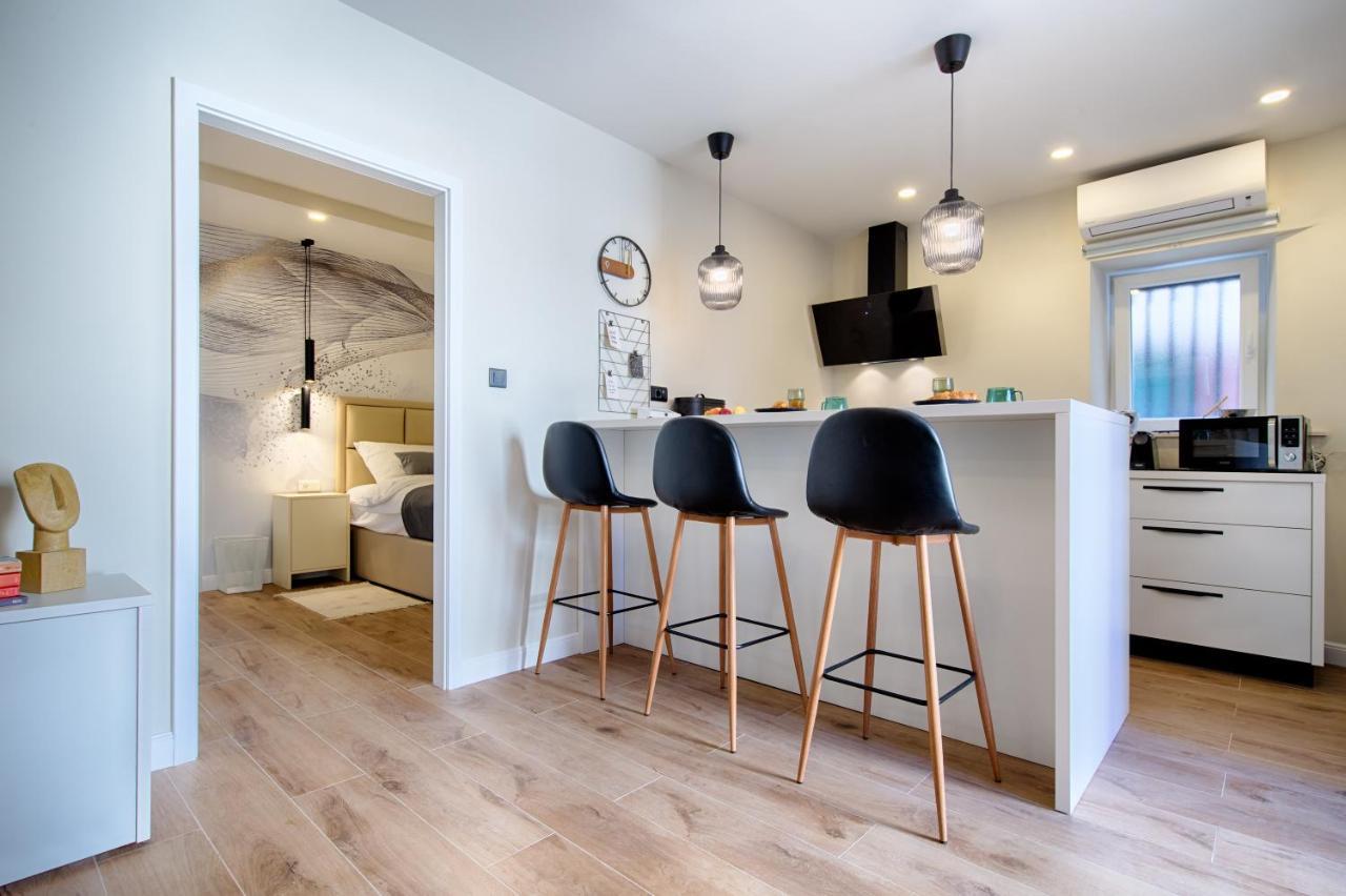 Apartment Kirinkin Vis Luaran gambar